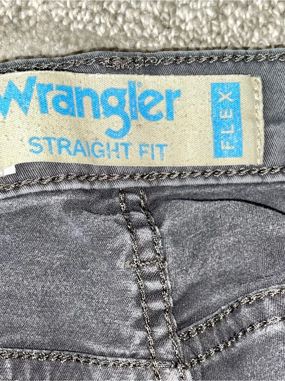Men’s Jeans Pants Bundle Size 32x32 American Eagle IZOD Wrangler